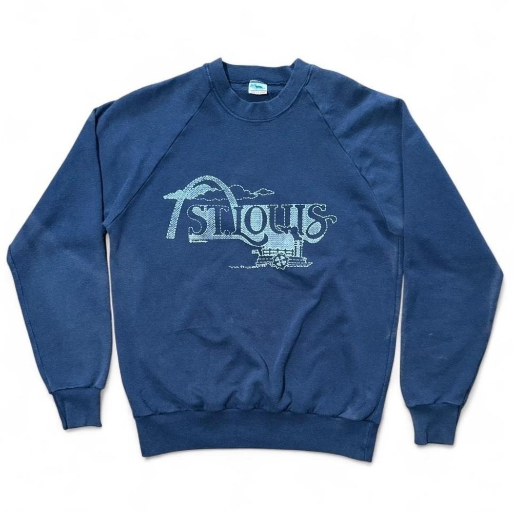 Vintage 70s St Louis State Souvenir Tourist Travel Faded Navy Crewneck Sweater